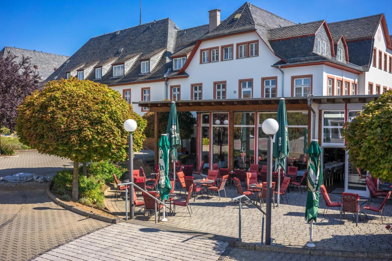 Johanniterhotel Nieder Weisel Exterior foto